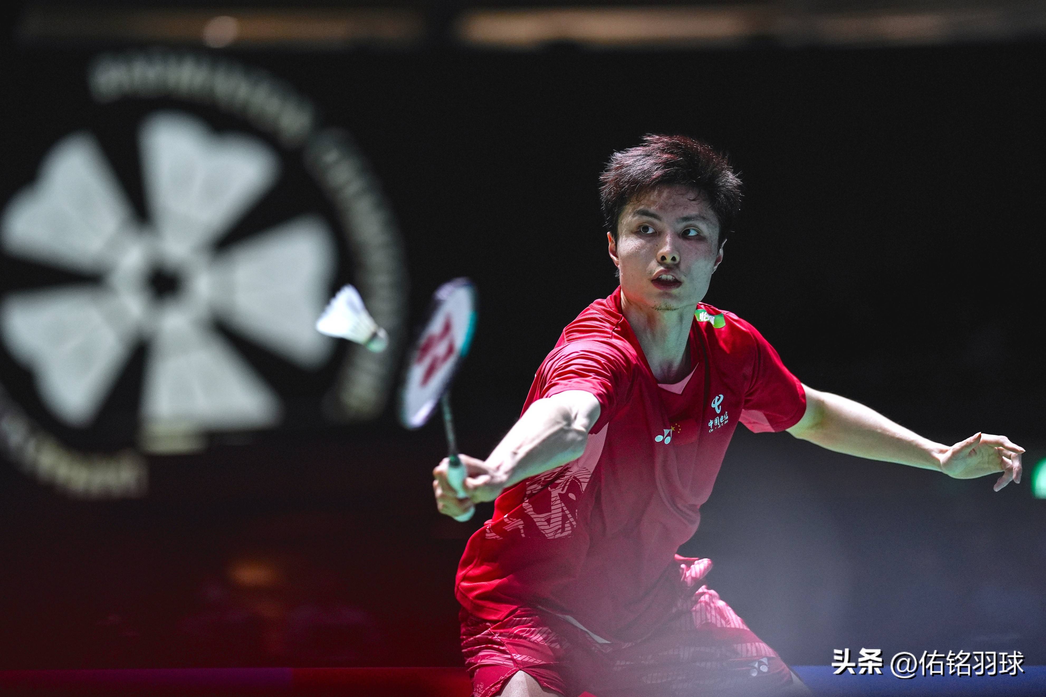 泰国队险胜中国队，石宇奇惊艳四座