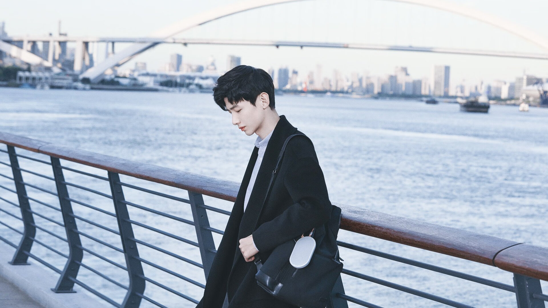 奥运前哨战，黄蜂铁血封锁76人，关键战背后暗藏国家队密码