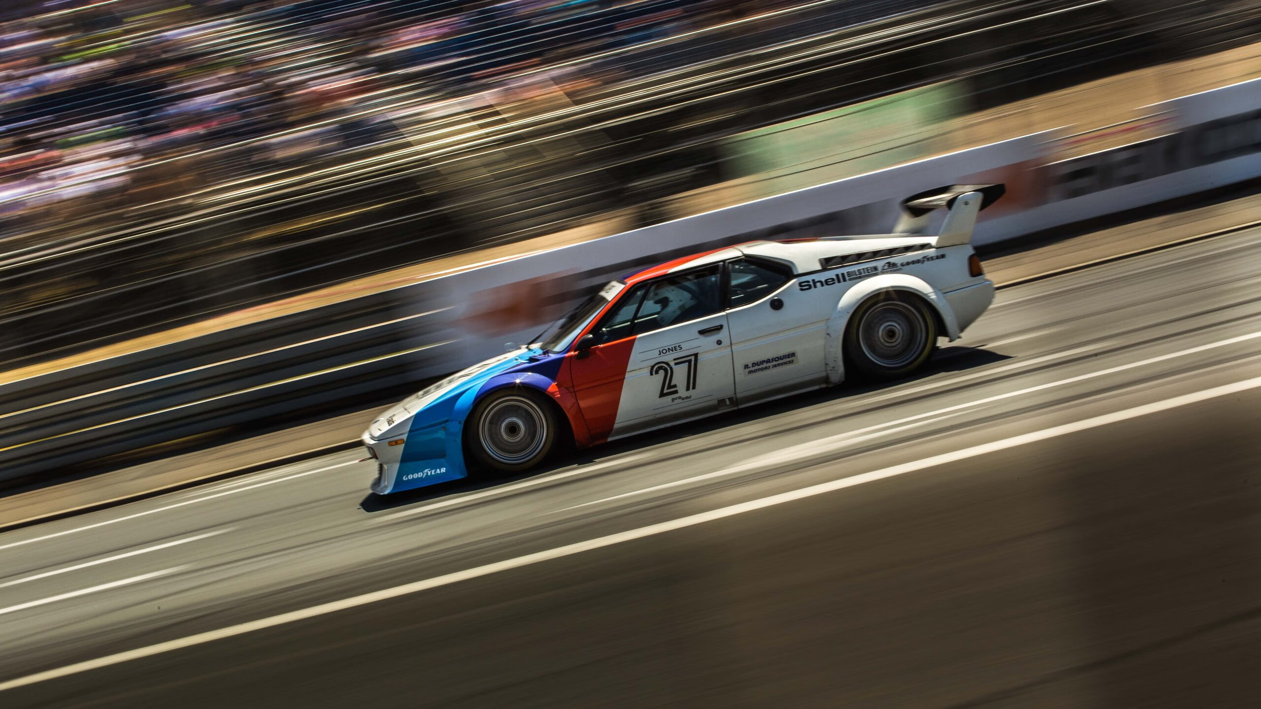 如果姆巴佩身披红黑剑条衫，一场虚拟战役中的真实叹息