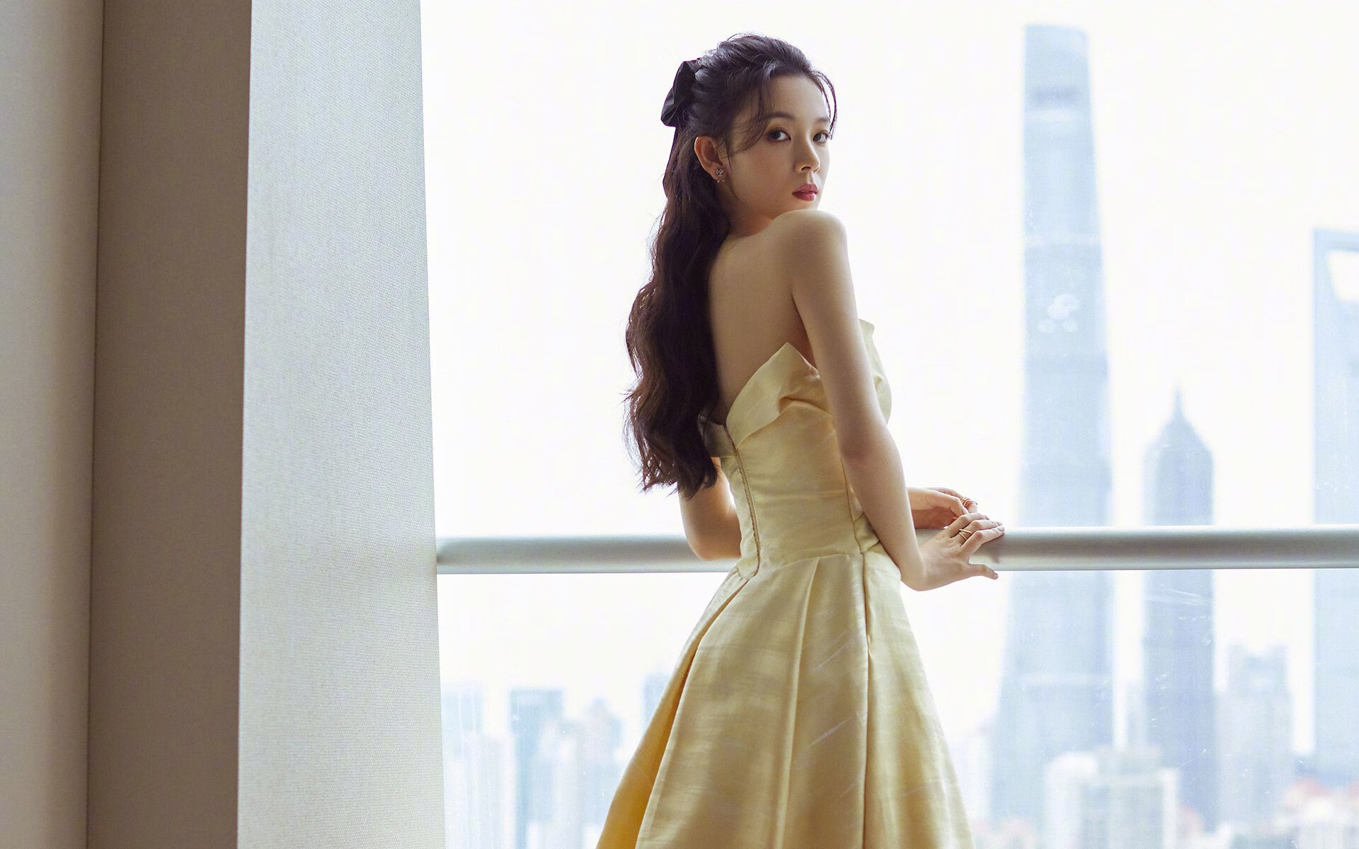 浓眉跨界统治力全开！暴力美学再现—灰熊对阵北京队一夜，他从禁区打到了心里