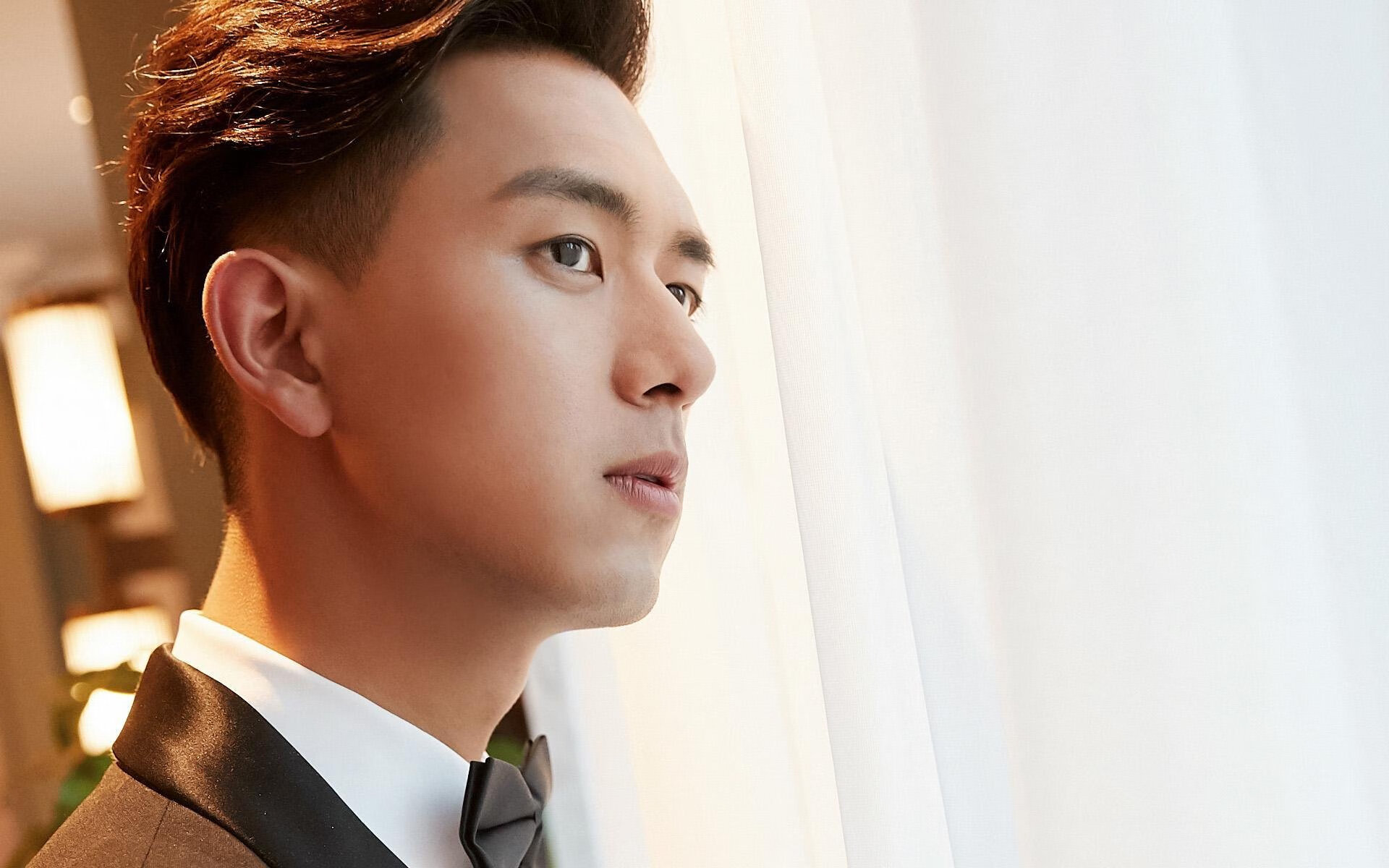 两个战场,同一把钥匙,霍勒迪如何用国王的加冕礼解锁2026世界杯