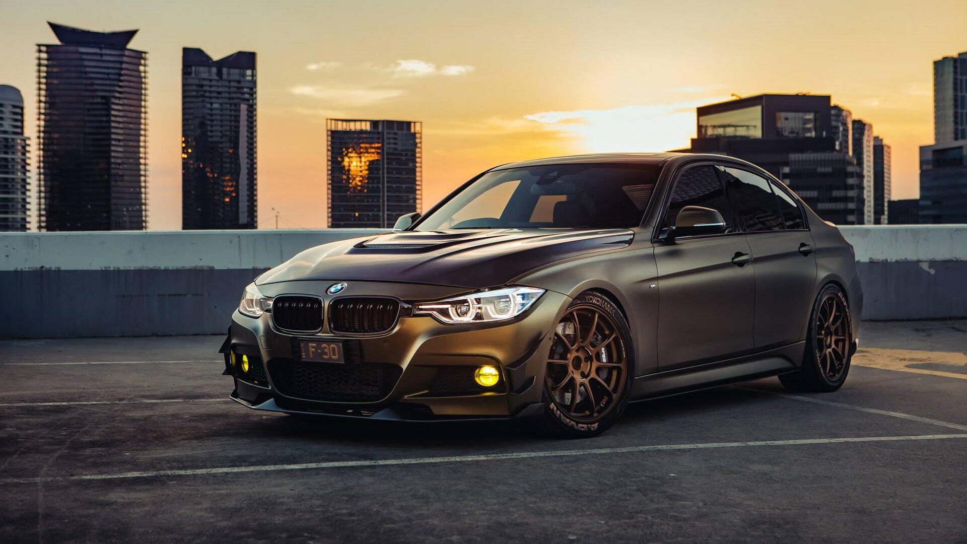 我为你构思了几个不同风格的标题，它们都指向同一个核心故事，但切入点各异