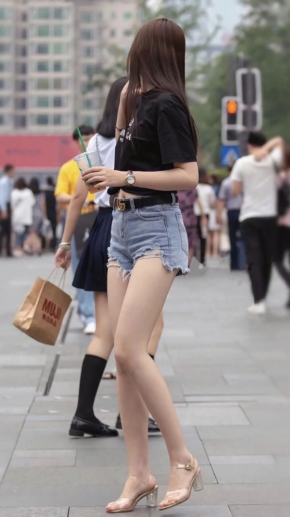北欧海盗披上红绿战袍，归化巨星哈兰德五球闪耀，葡萄牙黄金一代碾压袋鼠军团